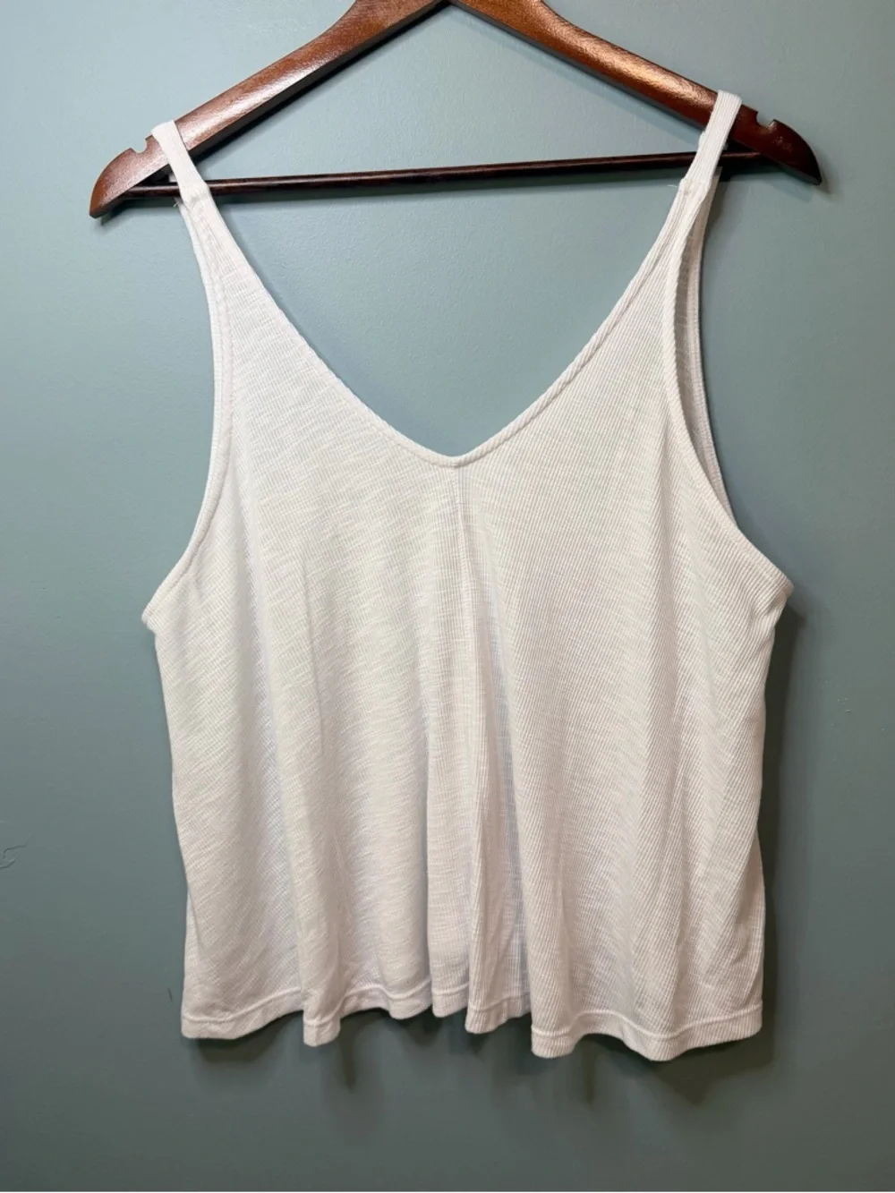 Free People Intimately Ribbed Dani Tank in White. Women’s Small